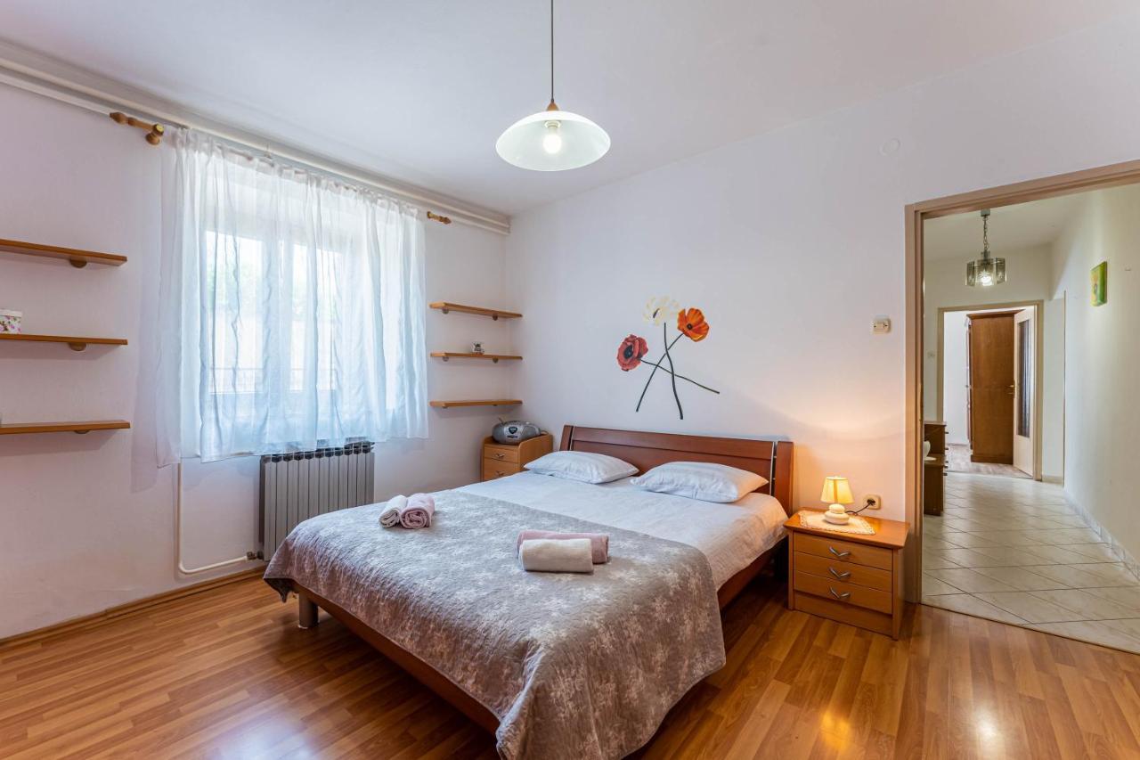 Apartman Ana Διαμέρισμα Πούλα Εξωτερικό φωτογραφία