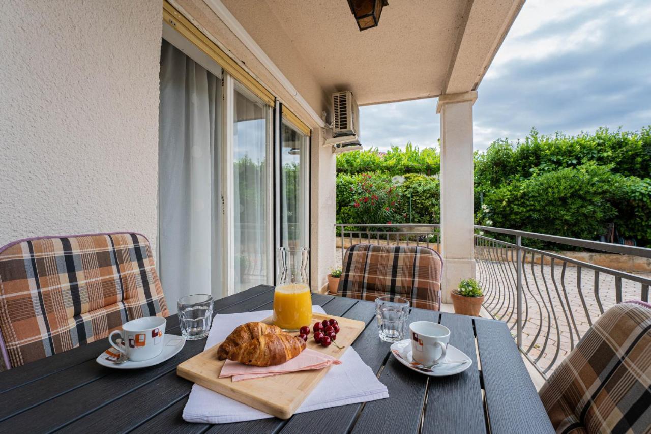 Apartman Ana Διαμέρισμα Πούλα Εξωτερικό φωτογραφία